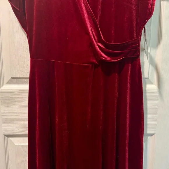 Studio One New York Red Dress - Picture 3 of 7